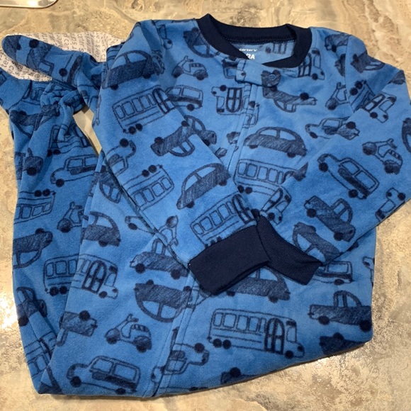 Carter's Other - Carter’s 2T footie pajama